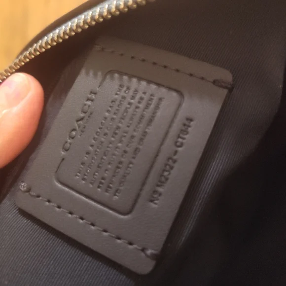 Coach Pace Baby Blue Hobo Bag Logo Strap Crosbody Silver Tone Stage Coach EUC - Picture 8 of 11